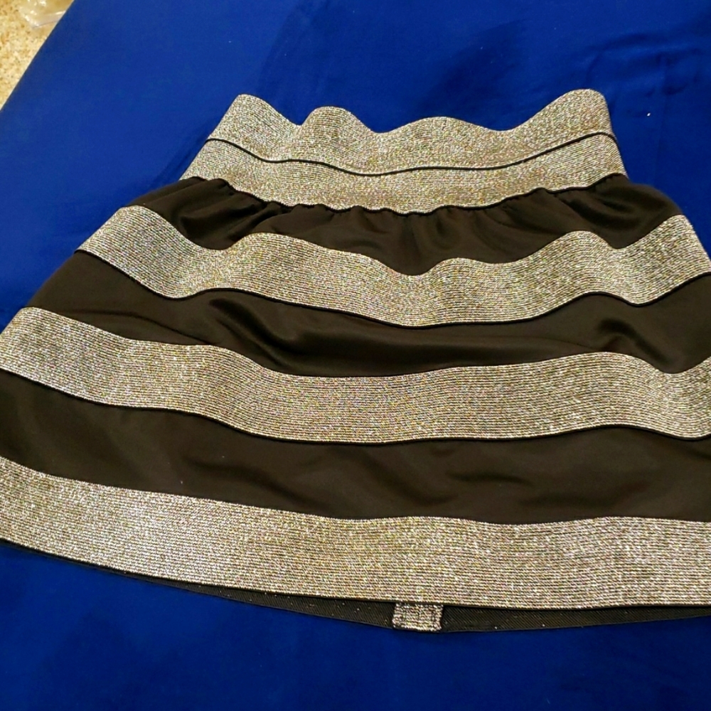 Black and silver skirt size large